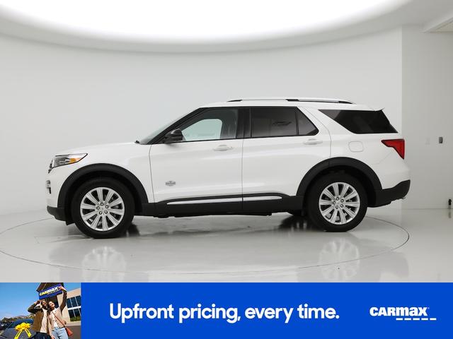 Photo of 2023 White Ford Explorer