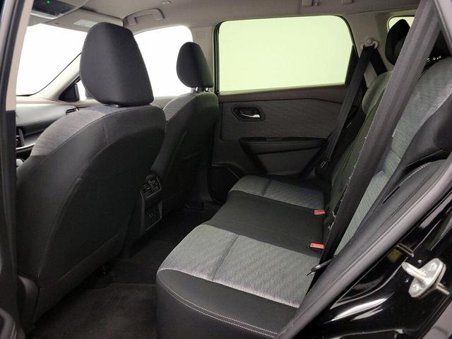 Photo of 2023 Black Nissan Rogue