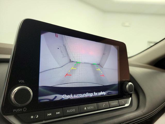 Photo of 2023 Black Nissan Rogue