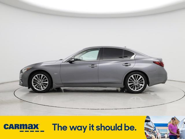 Photo of 2018 Gray INFINITI Q50