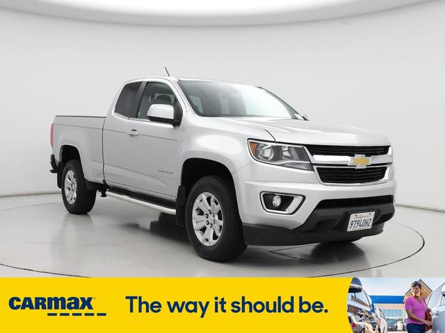 Photo of 2017 Silver Chevrolet Colorado