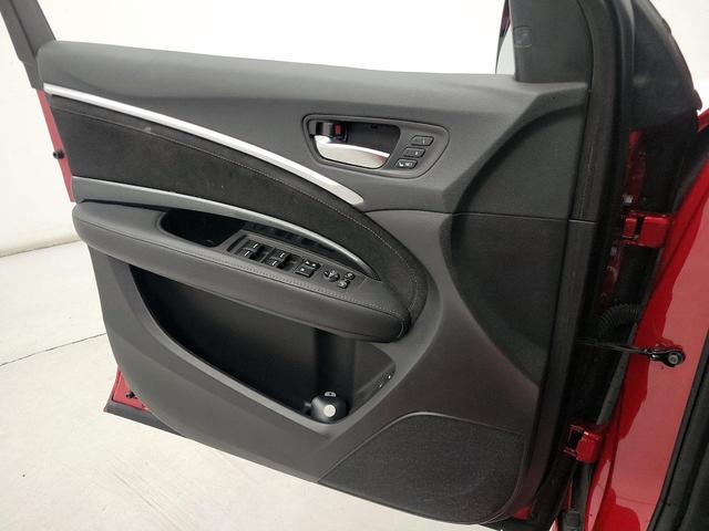 Photo of 2019 Red Acura MDX