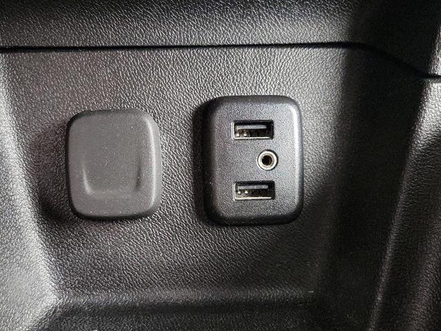 Photo of 2018 Silver Chevrolet Volt