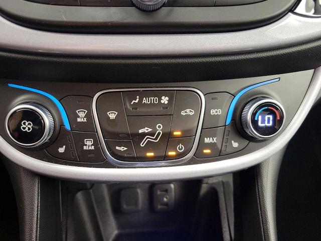 Photo of 2018 Silver Chevrolet Volt