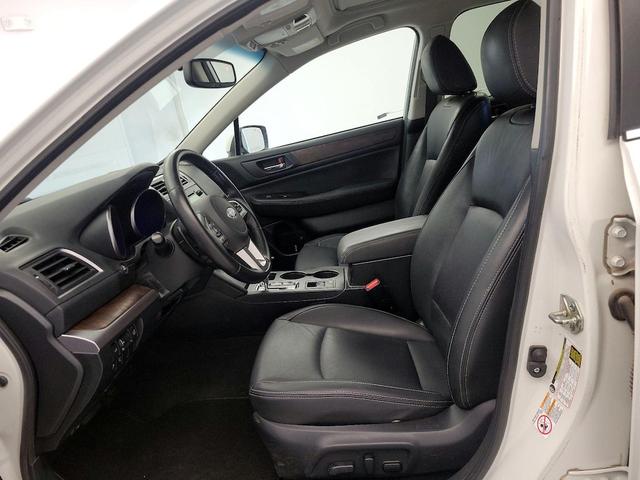 Photo of 2015 White Subaru Outback