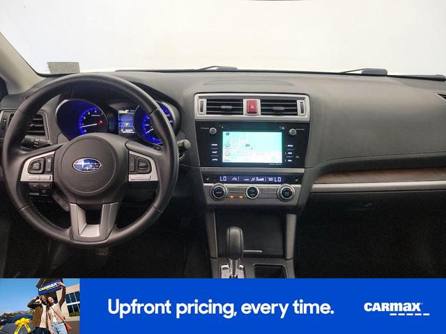 Photo of 2015 White Subaru Outback