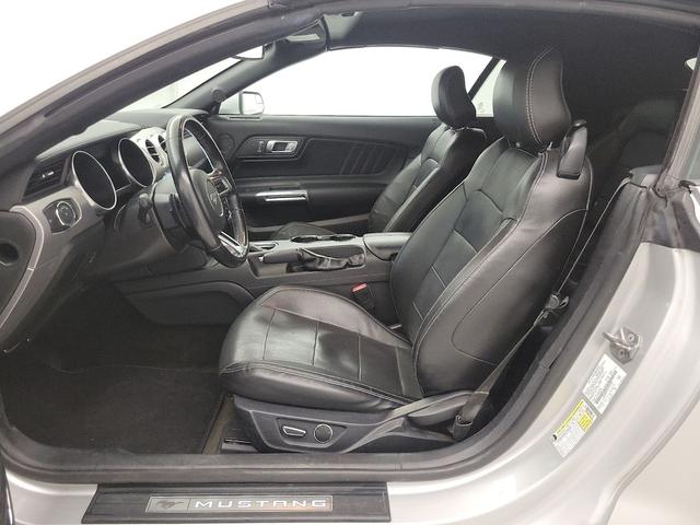 Photo of 2018 Silver Ford Mustang