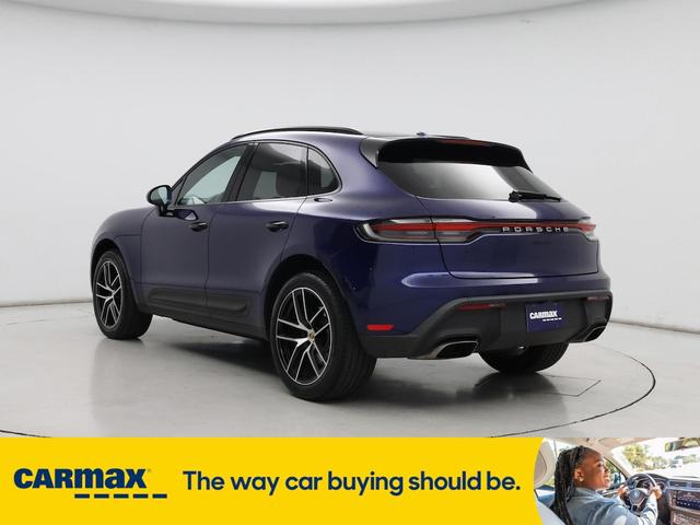 Photo of 2022 Blue Porsche Macan