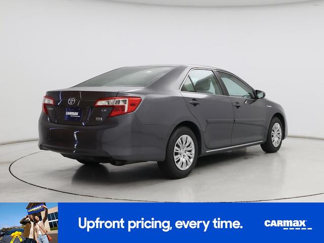 Photo of 2014 Gray Toyota Camry Hybrid