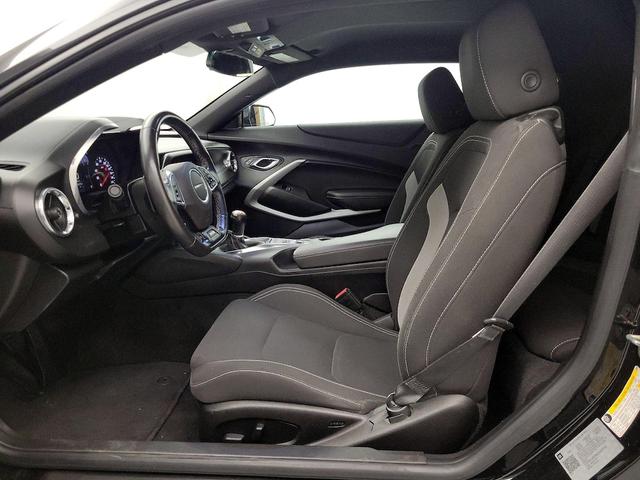 Photo of 2019 Black Chevrolet Camaro