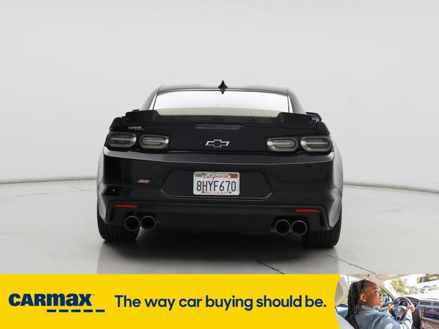 Photo of 2019 Black Chevrolet Camaro