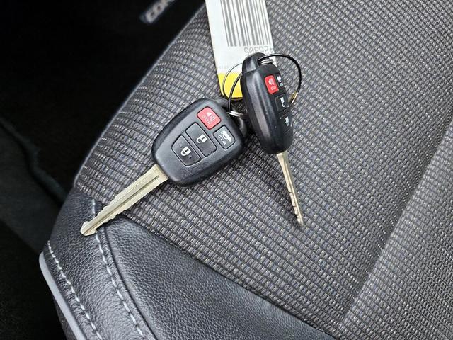 Photo of 2016 Black Toyota Corolla