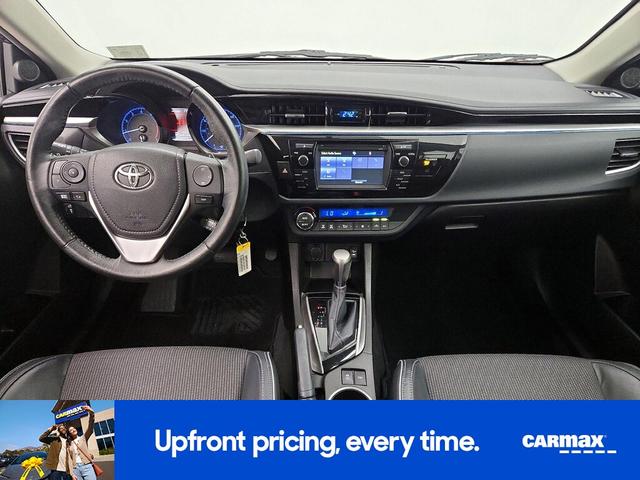 Photo of 2016 Black Toyota Corolla