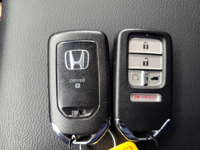 Photo of 2021 Gray Honda CR-V