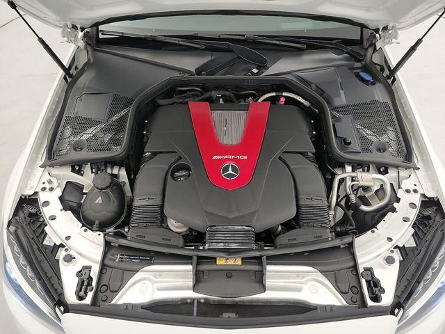 Photo of 2018 White Mercedes-Benz AMG C 43