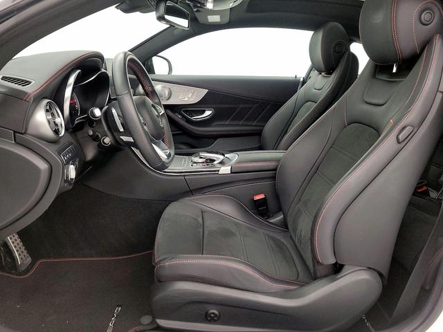 Photo of 2018 White Mercedes-Benz AMG C 43