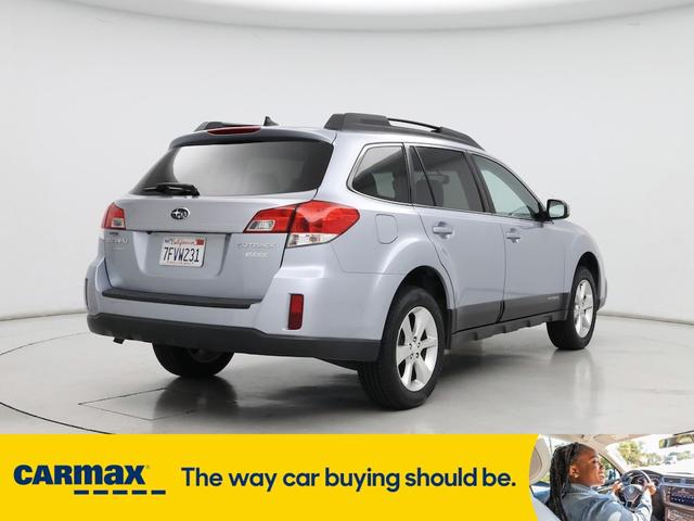 Photo of 2014 Silver Subaru Outback