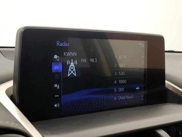 Photo of 2020 White Lexus NX 300