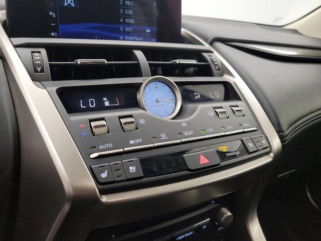 Photo of 2020 White Lexus NX 300
