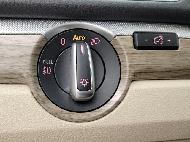 Photo of 2016 Black Volkswagen Passat