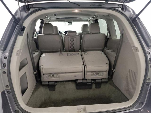 Photo of 2017 Gray Honda Odyssey