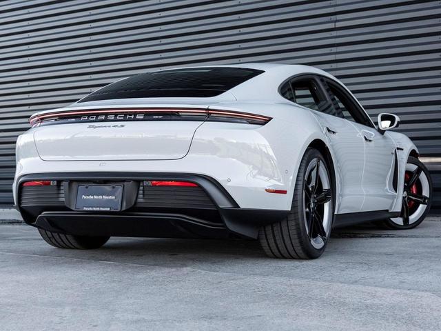 Photo of 2025 White Porsche Taycan