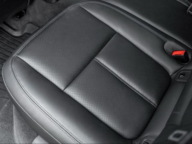 Photo of 2025 Black Porsche Macan