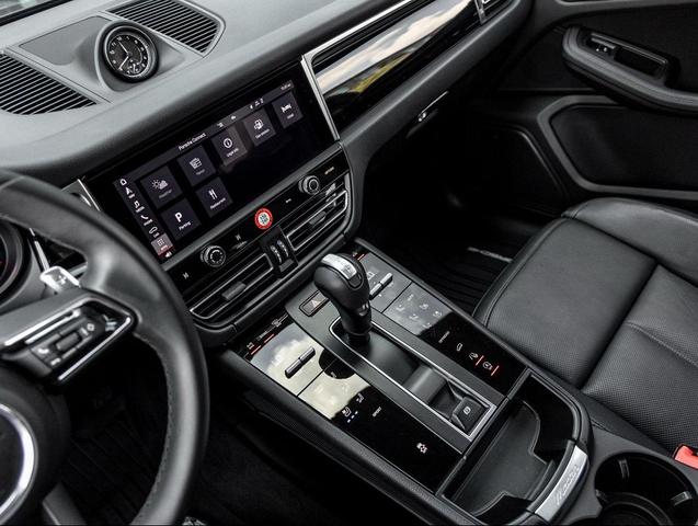 Photo of 2025 Black Porsche Macan