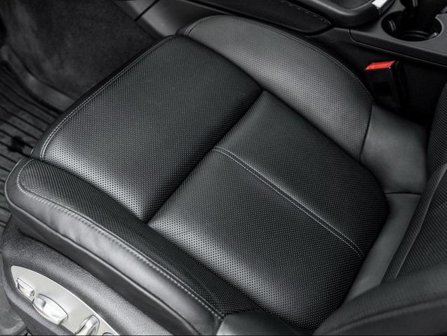 Photo of 2025 Black Porsche Macan