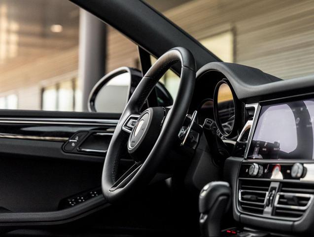 Photo of 2025 Black Porsche Macan