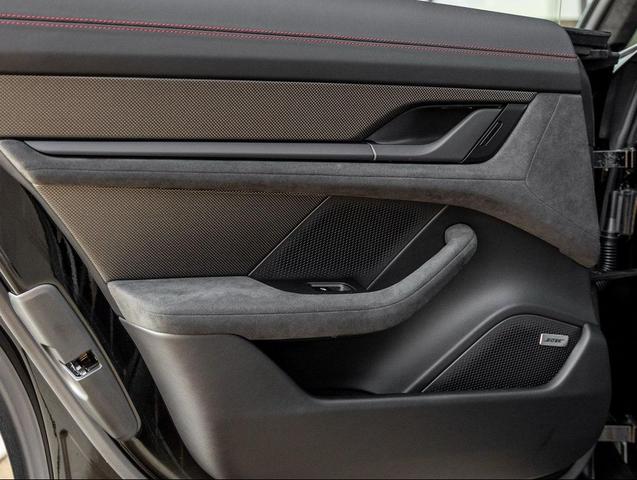 Photo of 2025 Black Porsche Taycan