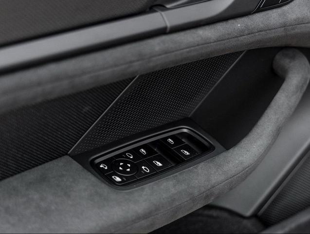 Photo of 2025 Black Porsche Taycan