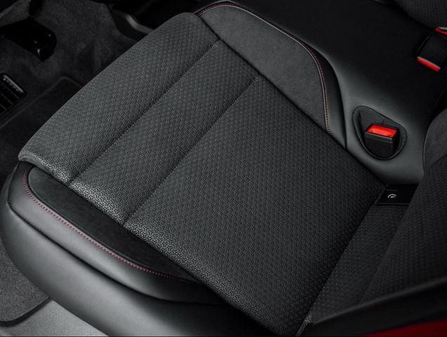 Photo of 2025 Black Porsche Taycan