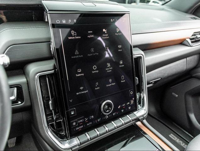 Photo of 2025 Onyx Black GMC Yukon