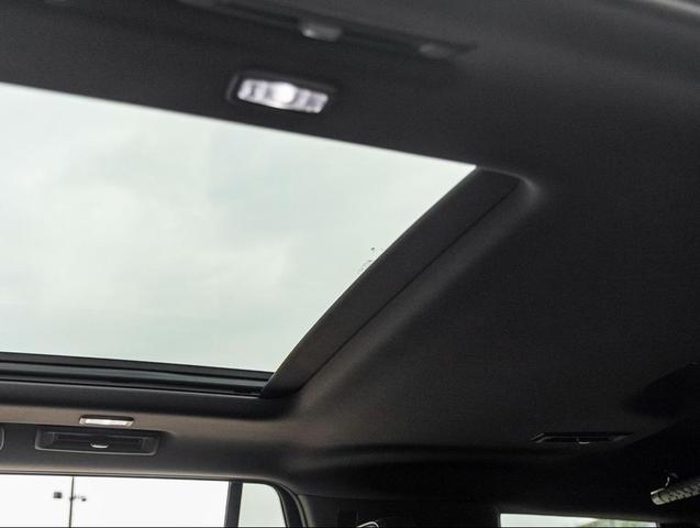 Photo of 2025 Onyx Black GMC Yukon