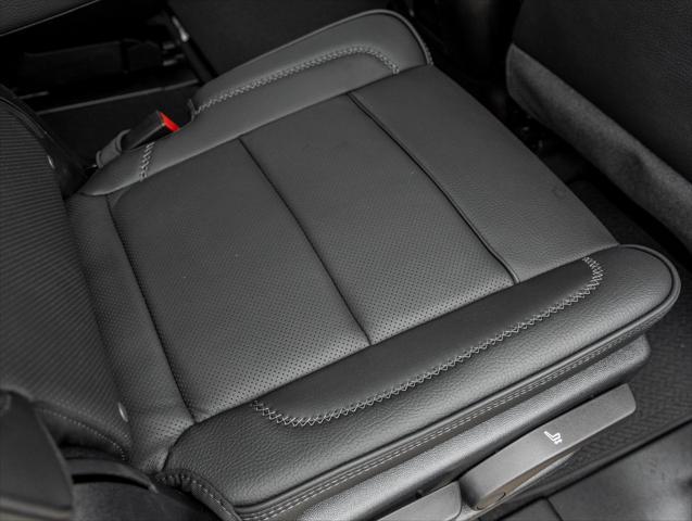 Photo of 2025 Onyx Black GMC Yukon