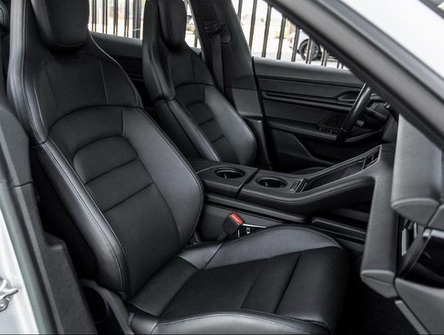 Photo of 2023 Dolomite Silver Metallic Porsche Taycan