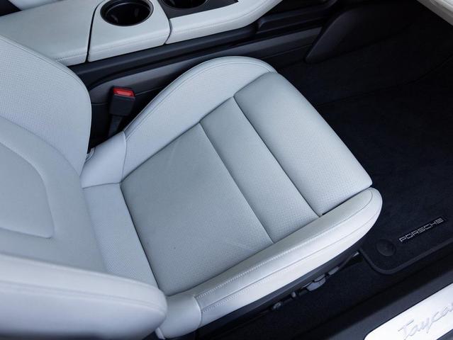 Photo of 2022 Ice Grey Metallic Porsche Taycan