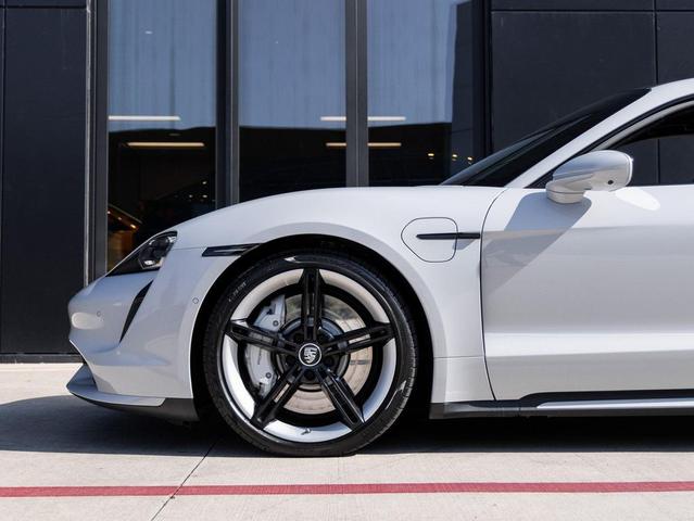 Photo of 2022 Ice Grey Metallic Porsche Taycan