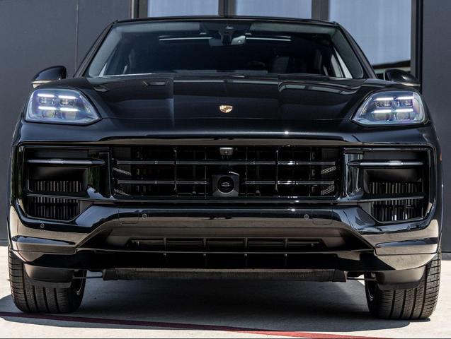 Photo of 2026 Chromite Black Metallic Porsche Cayenne