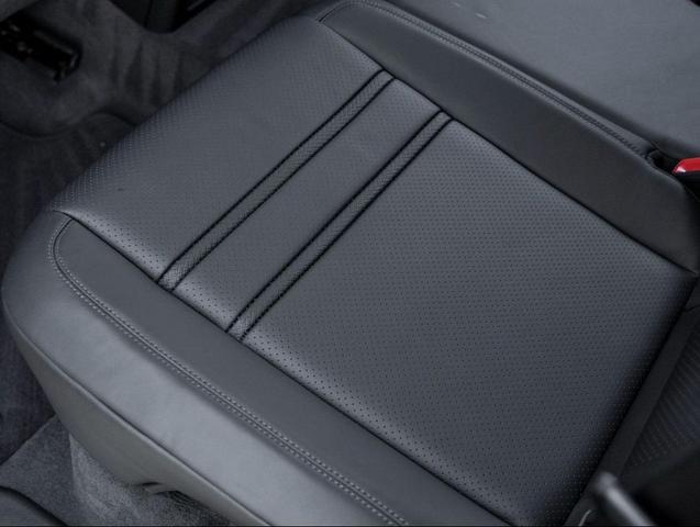 Photo of 2026 Chromite Black Metallic Porsche Cayenne
