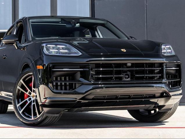 Photo of 2026 Chromite Black Metallic Porsche Cayenne