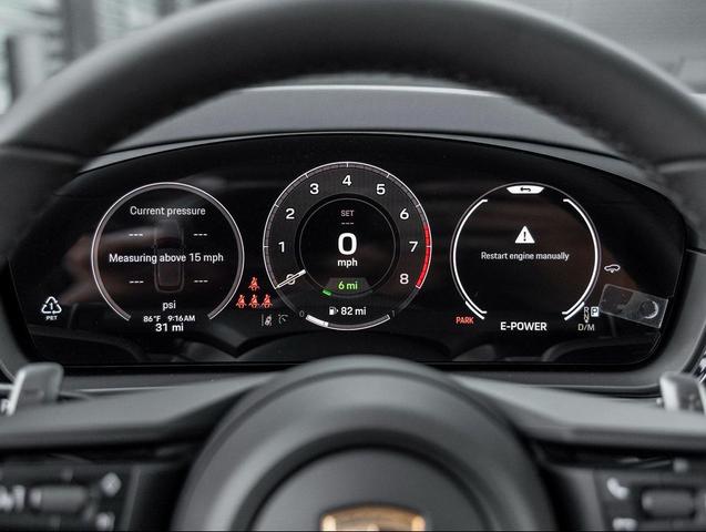 Photo of 2026 Carrara White Metallic Porsche Cayenne