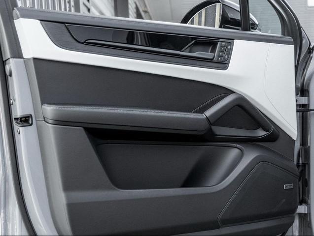 Photo of 2026 Arctic Grey Porsche Cayenne