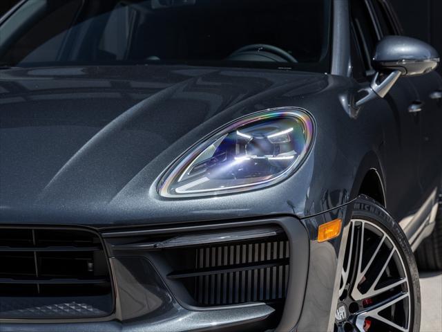 Photo of 2025 Volcano Grey Metallic Porsche Macan