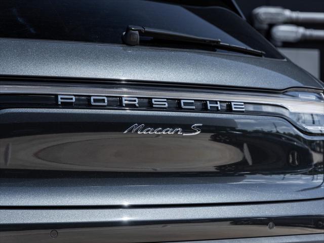 Photo of 2025 Volcano Grey Metallic Porsche Macan