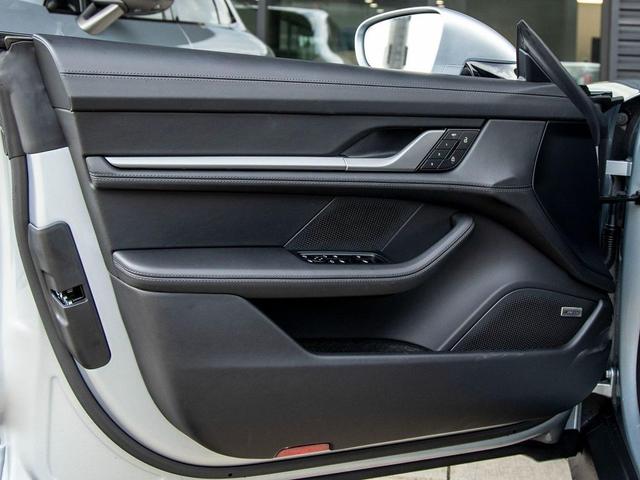 Photo of 2025 Dolomite Silver Metallic Porsche Taycan