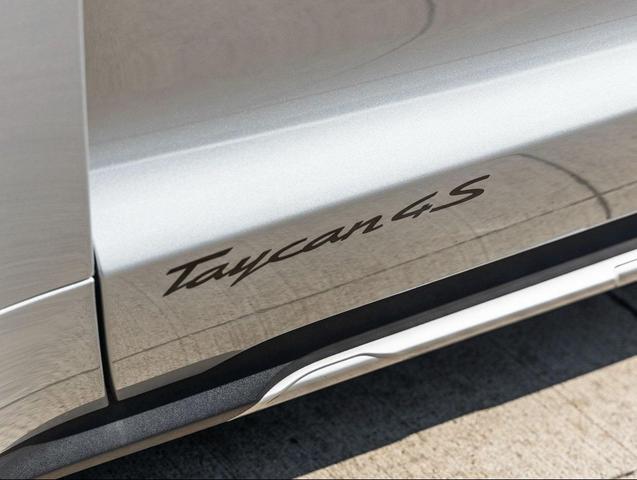 Photo of 2023 Dolomite Silver Metallic Porsche Taycan