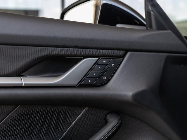 Photo of 2025 Jet Black Metallic Porsche Taycan