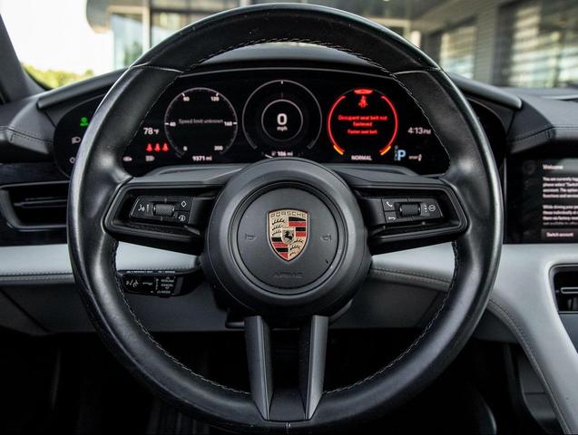 Photo of 2023 Gentian Blue Metallic Porsche Taycan